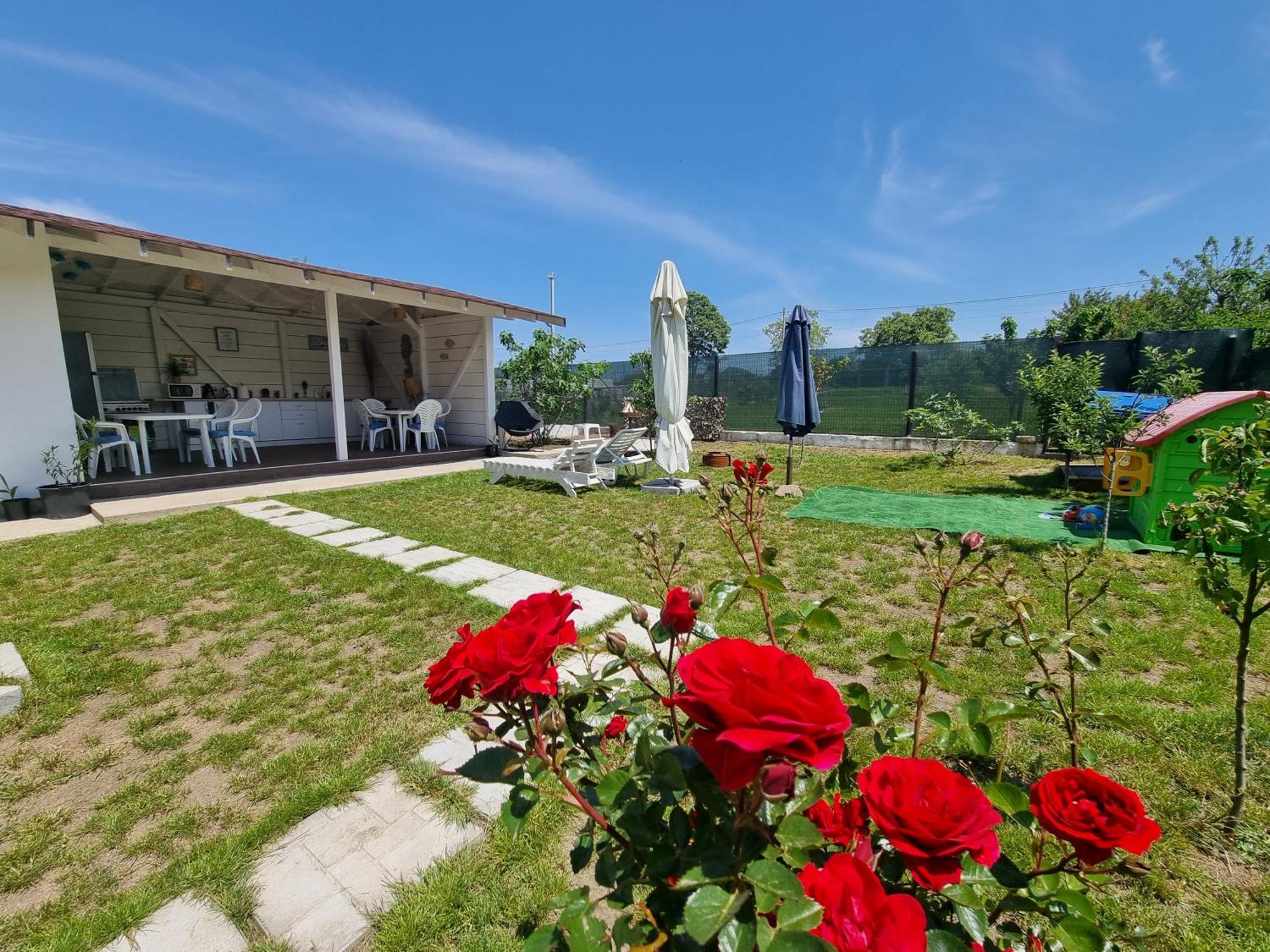 Casa Cochilia - Camera Privata In Localitatea Тузла Екстер'єр фото