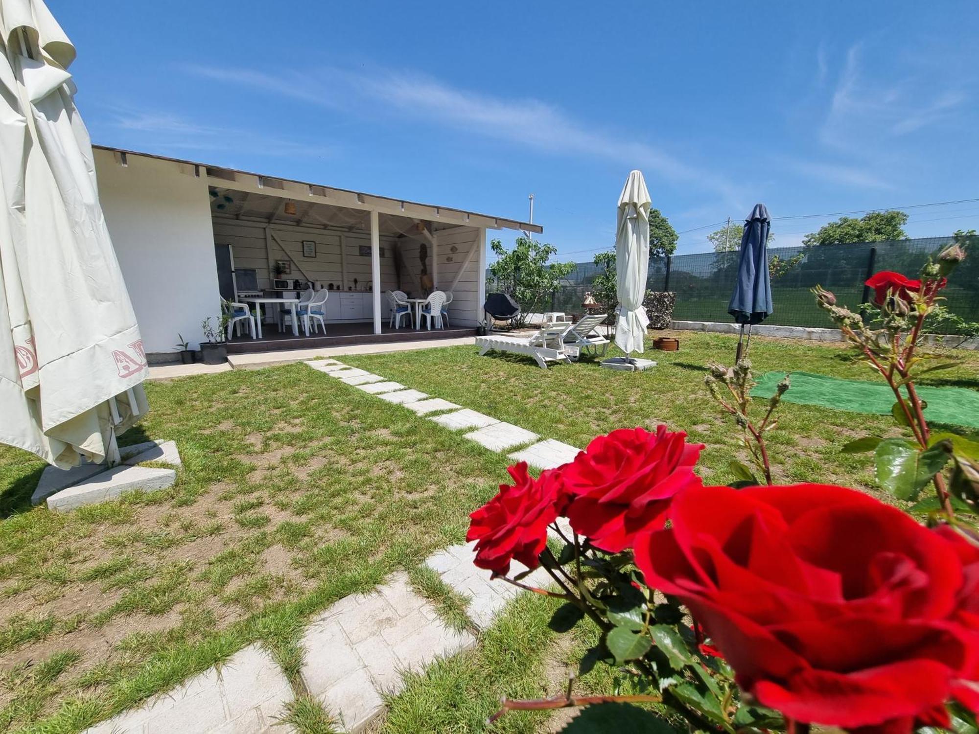 Casa Cochilia - Camera Privata In Localitatea Тузла Екстер'єр фото